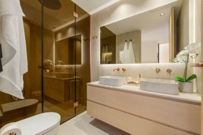 0b2b72d1d663bb2aec3150238981b303 - 20