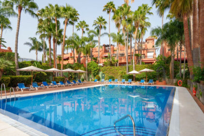 0b2b72d1d663bb2aec3150238981b303 - 42