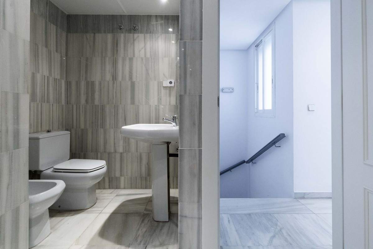 0b3d43881373af12e6eb8f4124b5de93 - 30