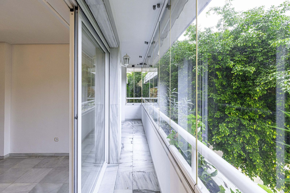 0b3d43881373af12e6eb8f4124b5de93 - 8