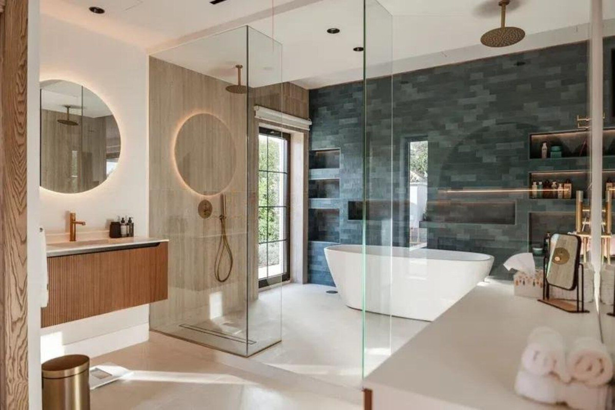 0b47dd6eb2dcb4d0a6b977444e1f4d8e - 25