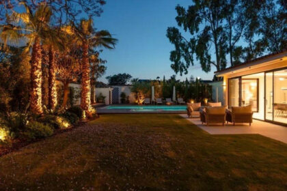 0b47dd6eb2dcb4d0a6b977444e1f4d8e - 35