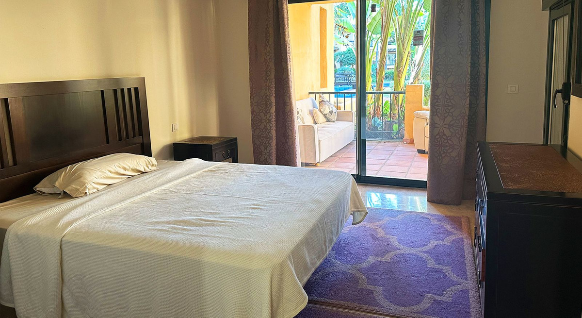 0bbce4fd93d589ab0b8ac91659bce96e - 11