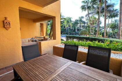 0bbce4fd93d589ab0b8ac91659bce96e - 3