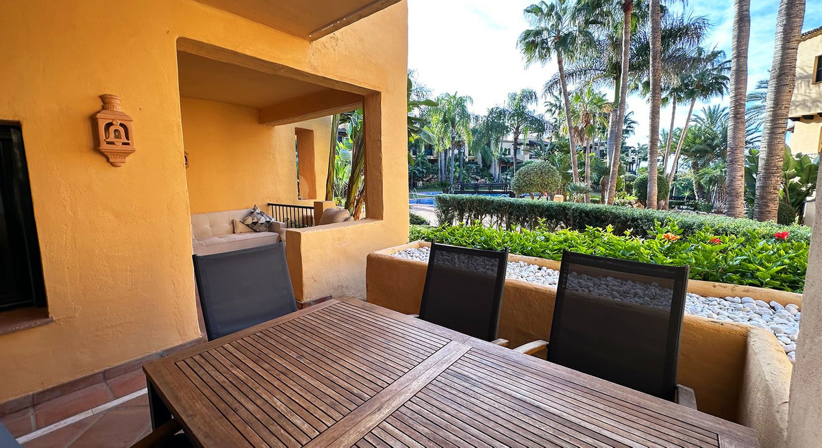 0bbce4fd93d589ab0b8ac91659bce96e - 3