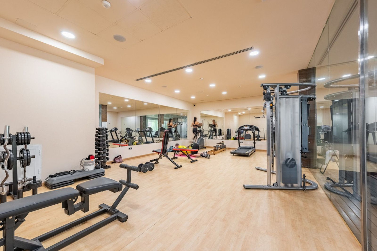 0bfb614f3f43f6dd52fa974c53d1a871 - 17