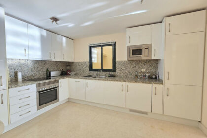 0bfb614f3f43f6dd52fa974c53d1a871 - 4