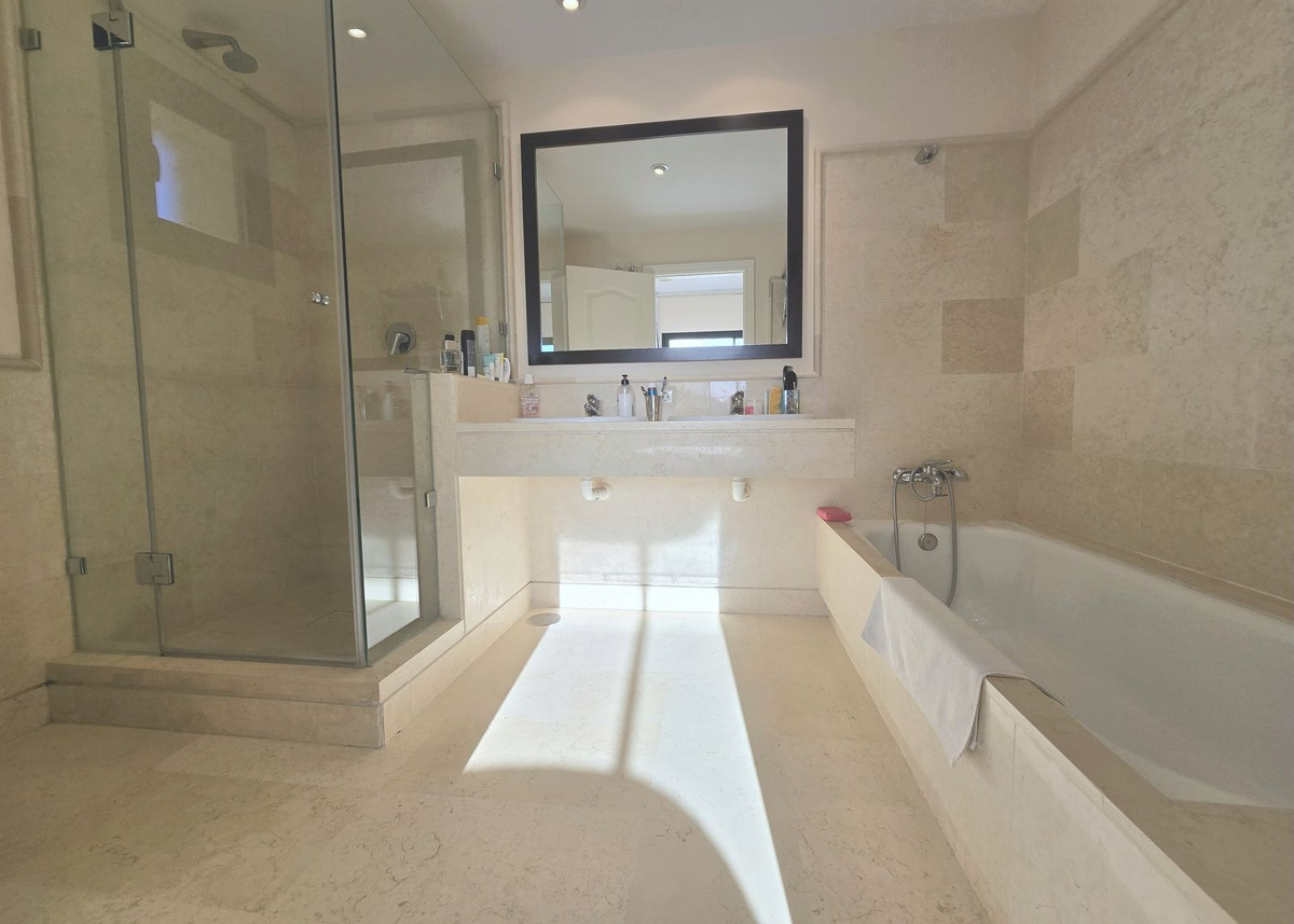 0bfb614f3f43f6dd52fa974c53d1a871 - 6