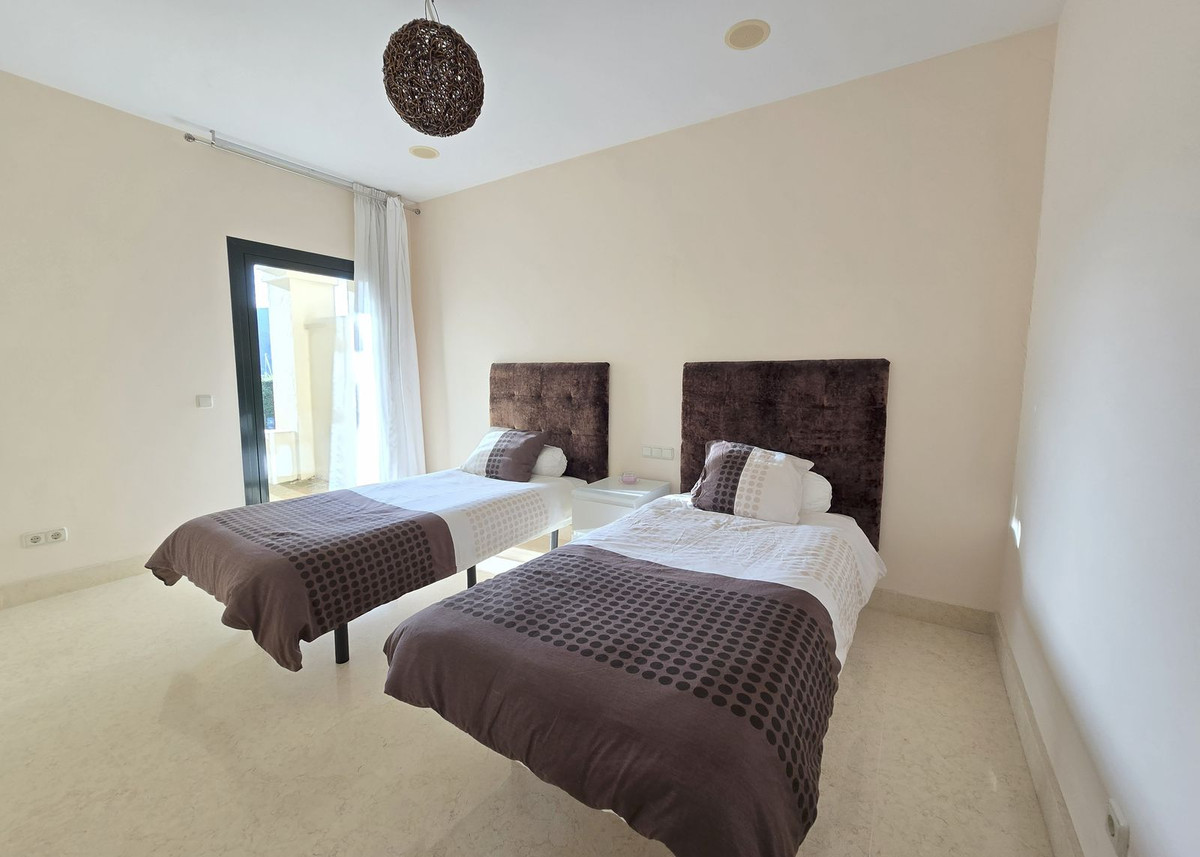 0bfb614f3f43f6dd52fa974c53d1a871 - 7