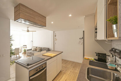 0c9f93a7915415f4157659d75a5d49ec - 11