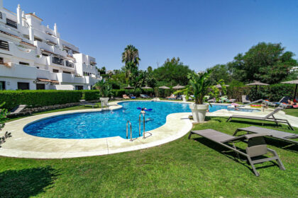 0d1e228880cc031beba11fdba6abb444 - 31