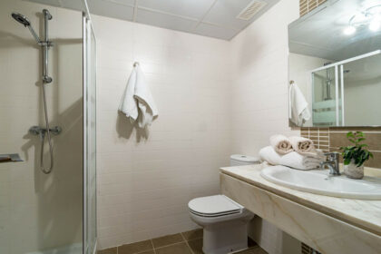 0d1e228880cc031beba11fdba6abb444 - 7