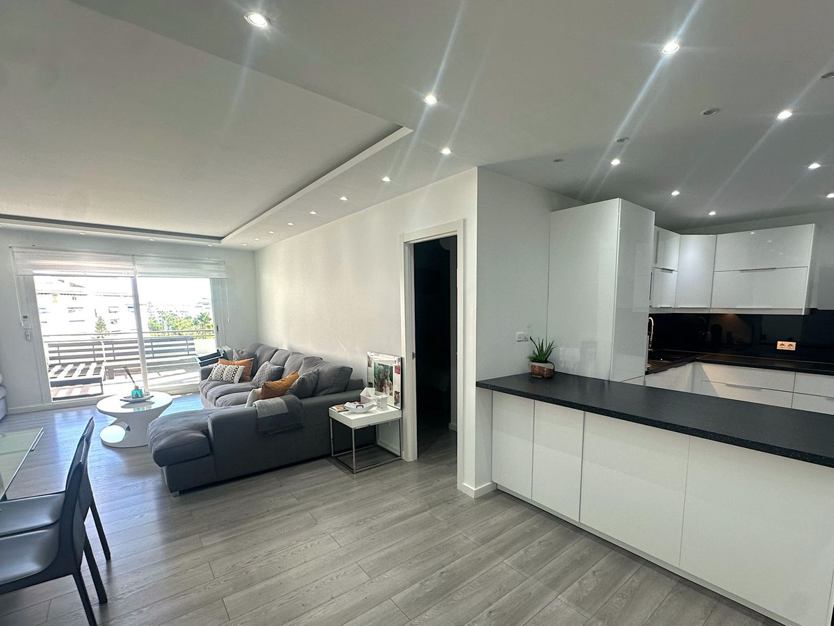 0d48ead3a18ea70fe0e6616f5cbe5dfb - 1