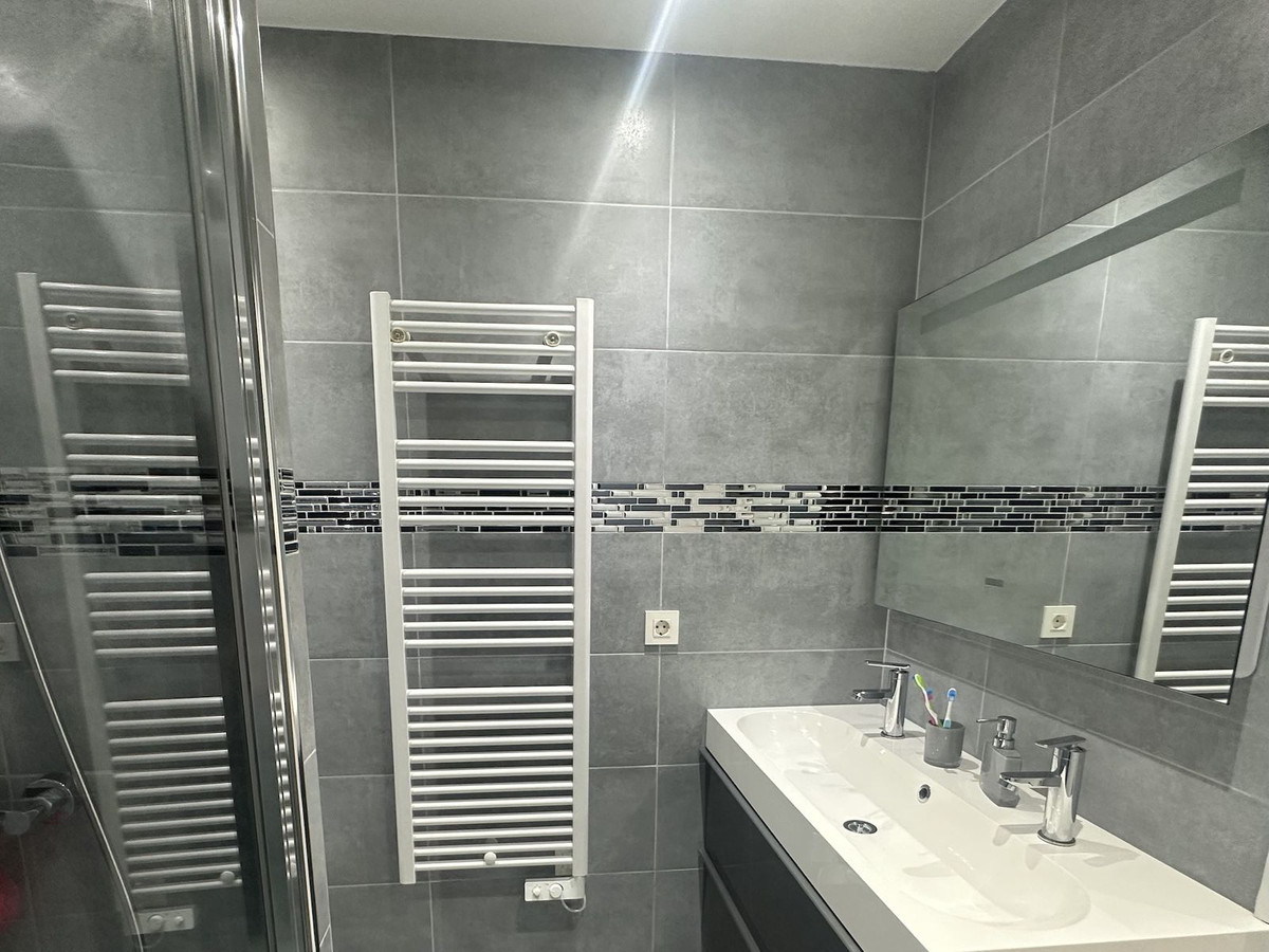 0d48ead3a18ea70fe0e6616f5cbe5dfb - 10