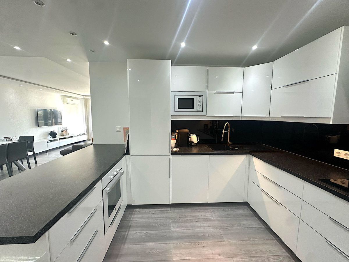 0d48ead3a18ea70fe0e6616f5cbe5dfb - 4