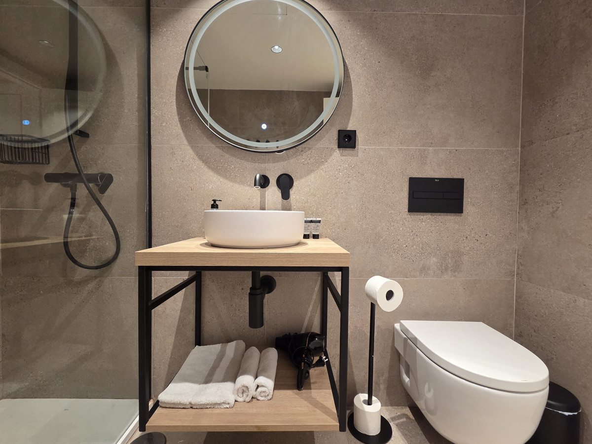 0d7979cb3657afdcddcc0c0e3a6d3d63 - 6