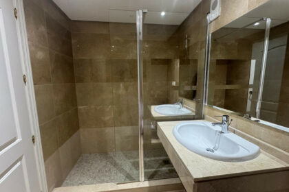 0e089068347600010997fd9c1fec695f - 15