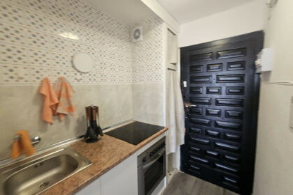 0e9f580a5dd400060da23eab95cbcb65 - 9