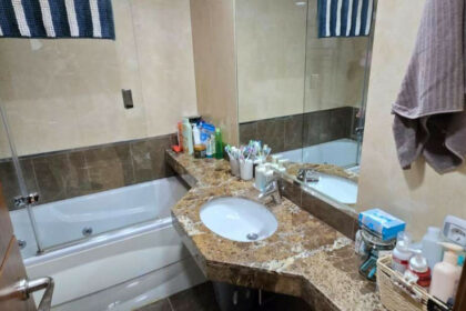 0eee93b4b2bc544f15c7e334928f9478 - 17