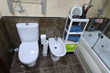 0eee93b4b2bc544f15c7e334928f9478 - 18