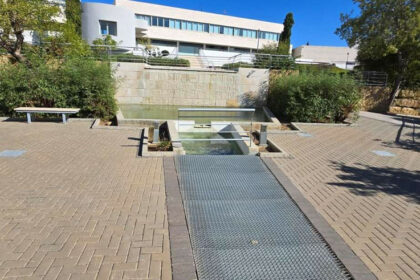 0eee93b4b2bc544f15c7e334928f9478 - 5