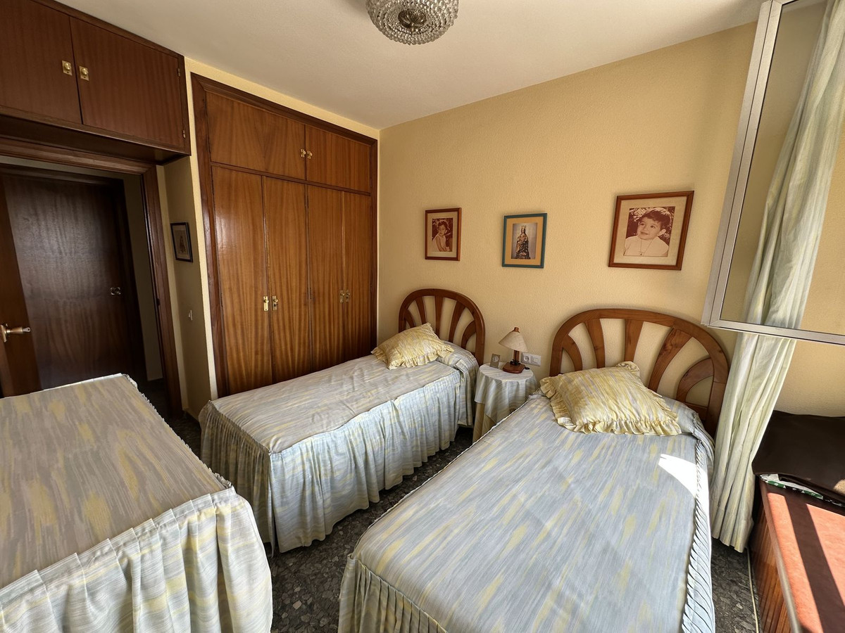 0f62ccd63f4021fa2f6f333c7f7bd9bc - 20