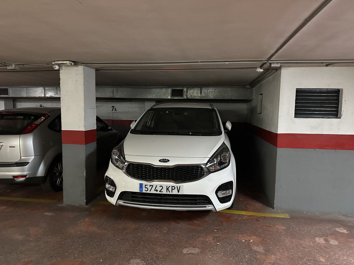 0f62ccd63f4021fa2f6f333c7f7bd9bc - 25