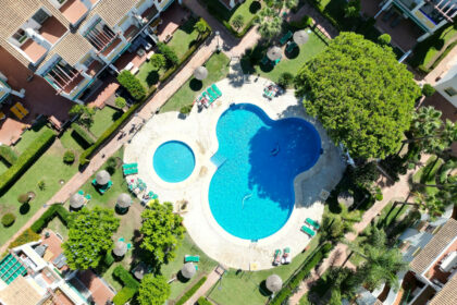 0f800be4a21315d9243bd744c0219e5e - 4