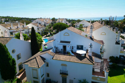 0f800be4a21315d9243bd744c0219e5e - 5