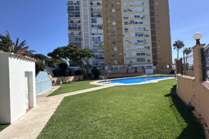 0f998e9e7b3b0a545fb5b253fba1f86c - 13