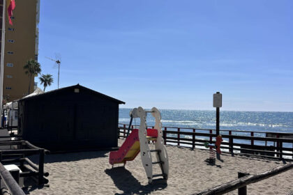 0f998e9e7b3b0a545fb5b253fba1f86c - 15