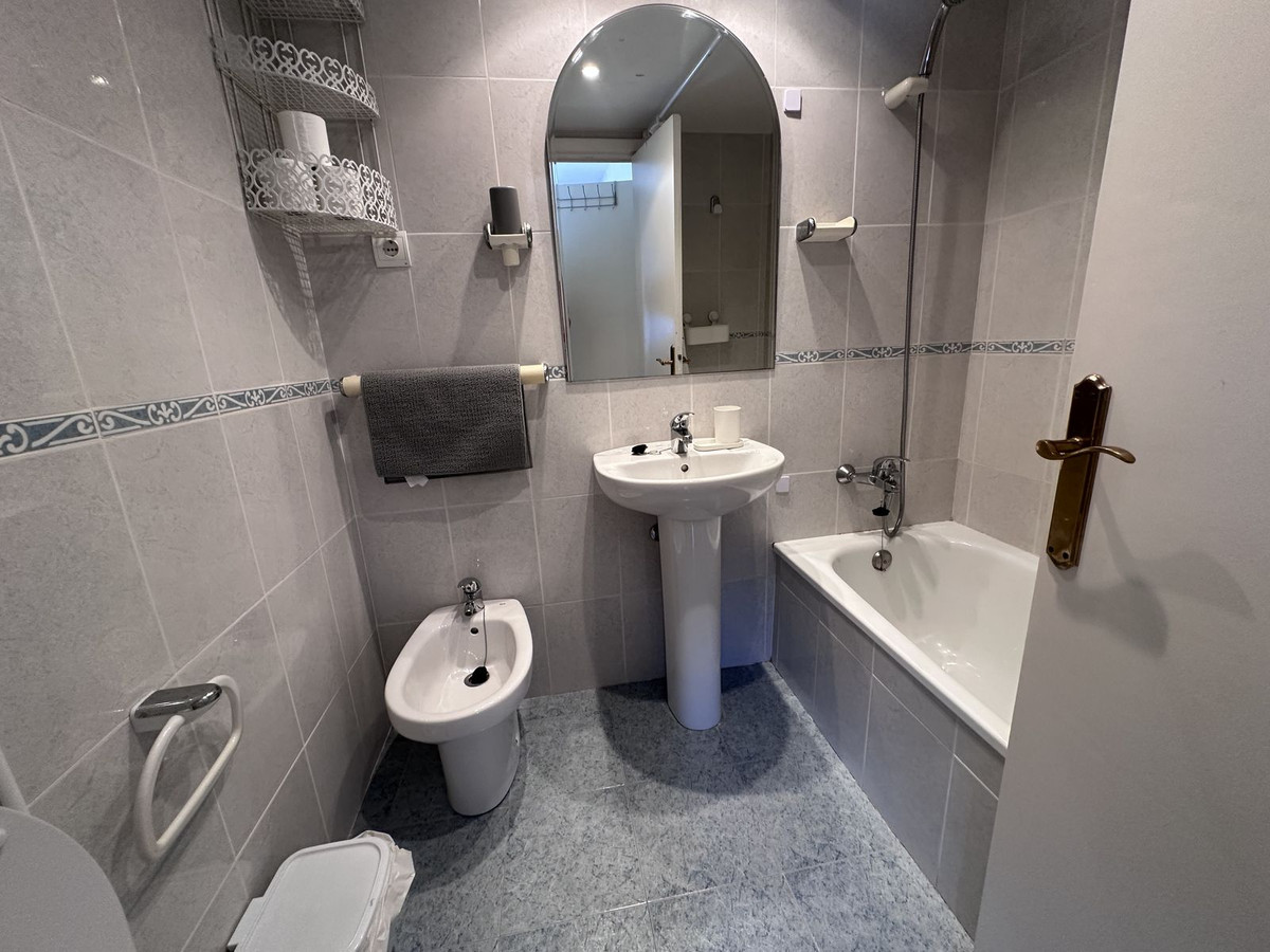 0f998e9e7b3b0a545fb5b253fba1f86c - 5