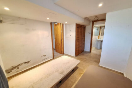 0f9fe076a6b4fc818f3503cad4dc3178 - 12