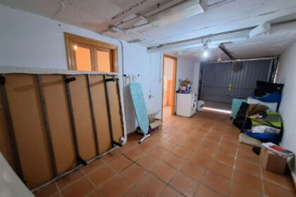 0f9fe076a6b4fc818f3503cad4dc3178 - 23