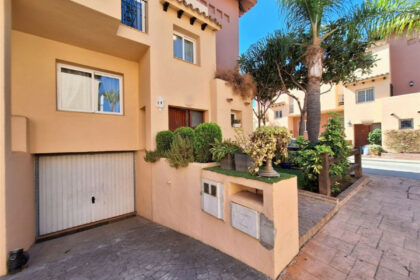 0f9fe076a6b4fc818f3503cad4dc3178 - 27