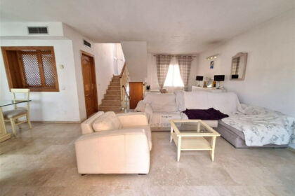 0f9fe076a6b4fc818f3503cad4dc3178 - 3