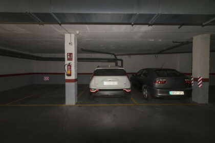 0fad3a76134848d5903e5e04fd9f139a - 23