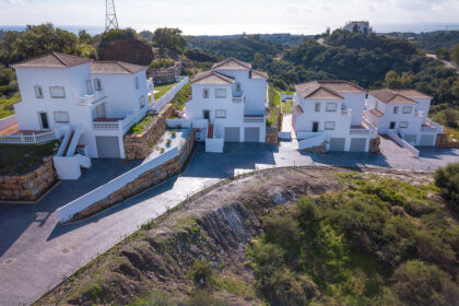 0fc73d90d4d74b76edbedb0fcd7acdb4 - 3