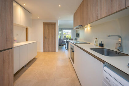 0fcfe758edf4d916185588f3683ca8ae - 10