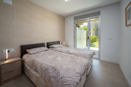 0fcfe758edf4d916185588f3683ca8ae - 11