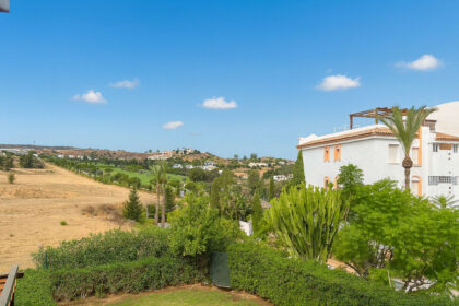 1082e4336e2faafc803904c81d4def4d - 13