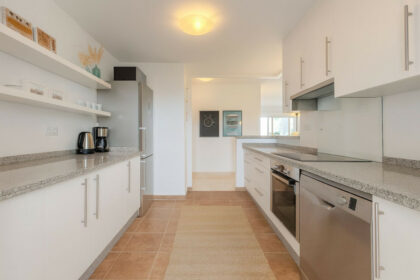 1082e4336e2faafc803904c81d4def4d - 3