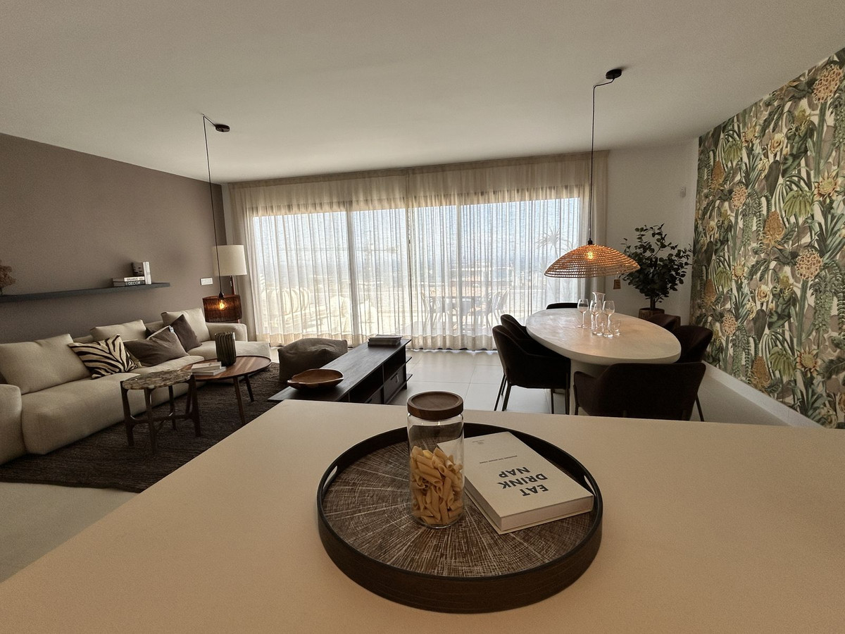 108c2fe68d301135abe24c7423547dde - 11