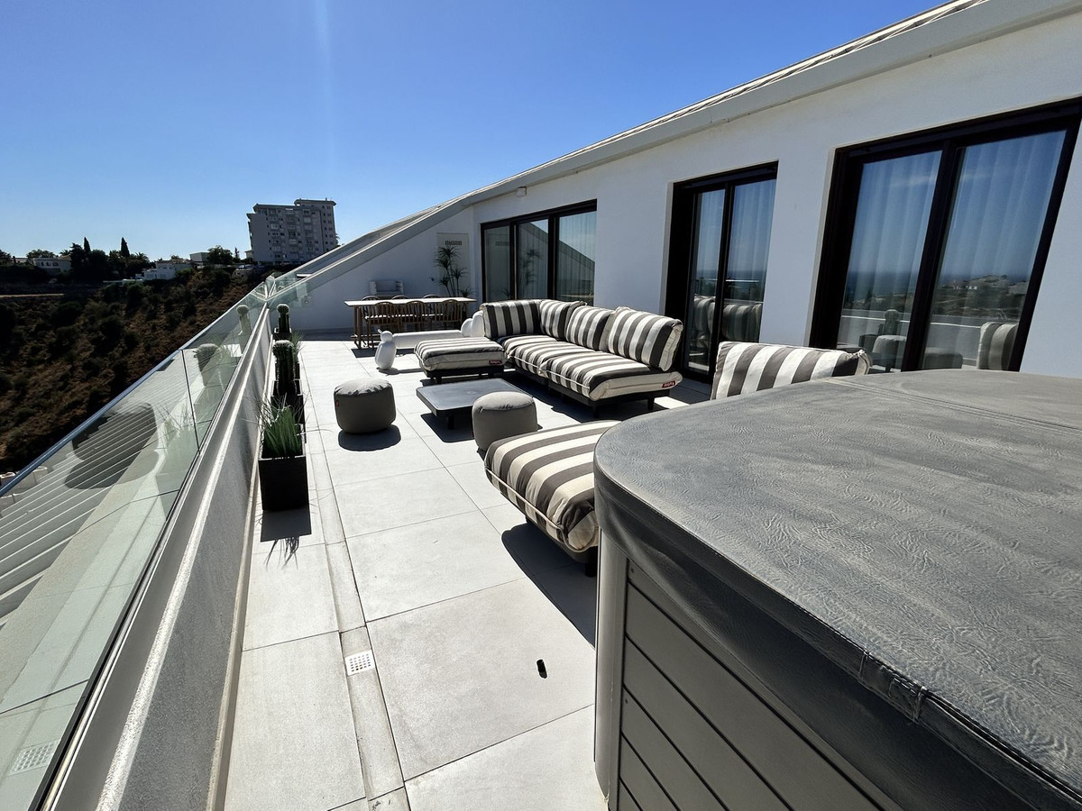 108c2fe68d301135abe24c7423547dde - 22