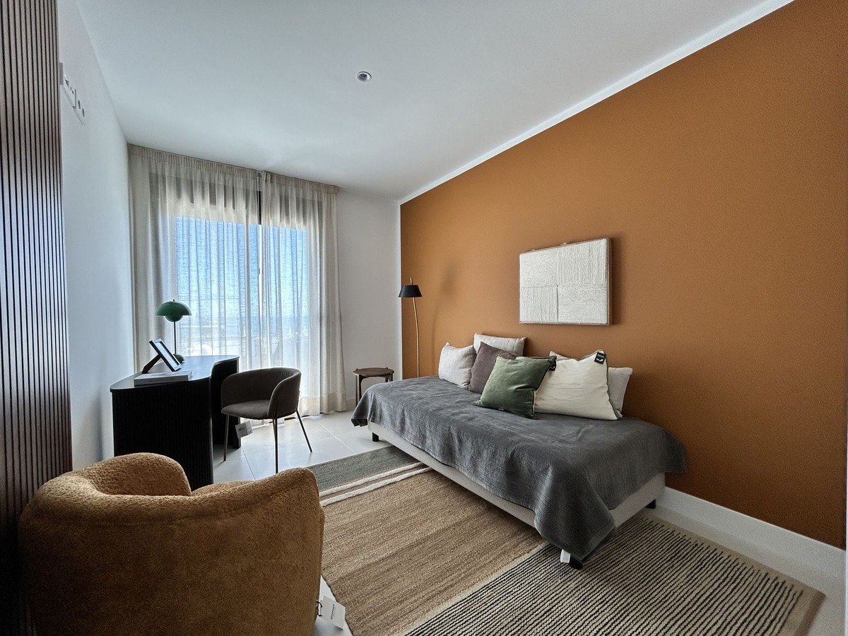 108c2fe68d301135abe24c7423547dde - 26