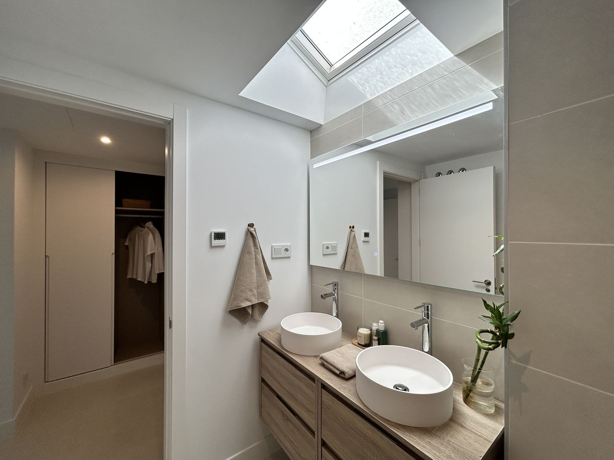 108c2fe68d301135abe24c7423547dde - 38