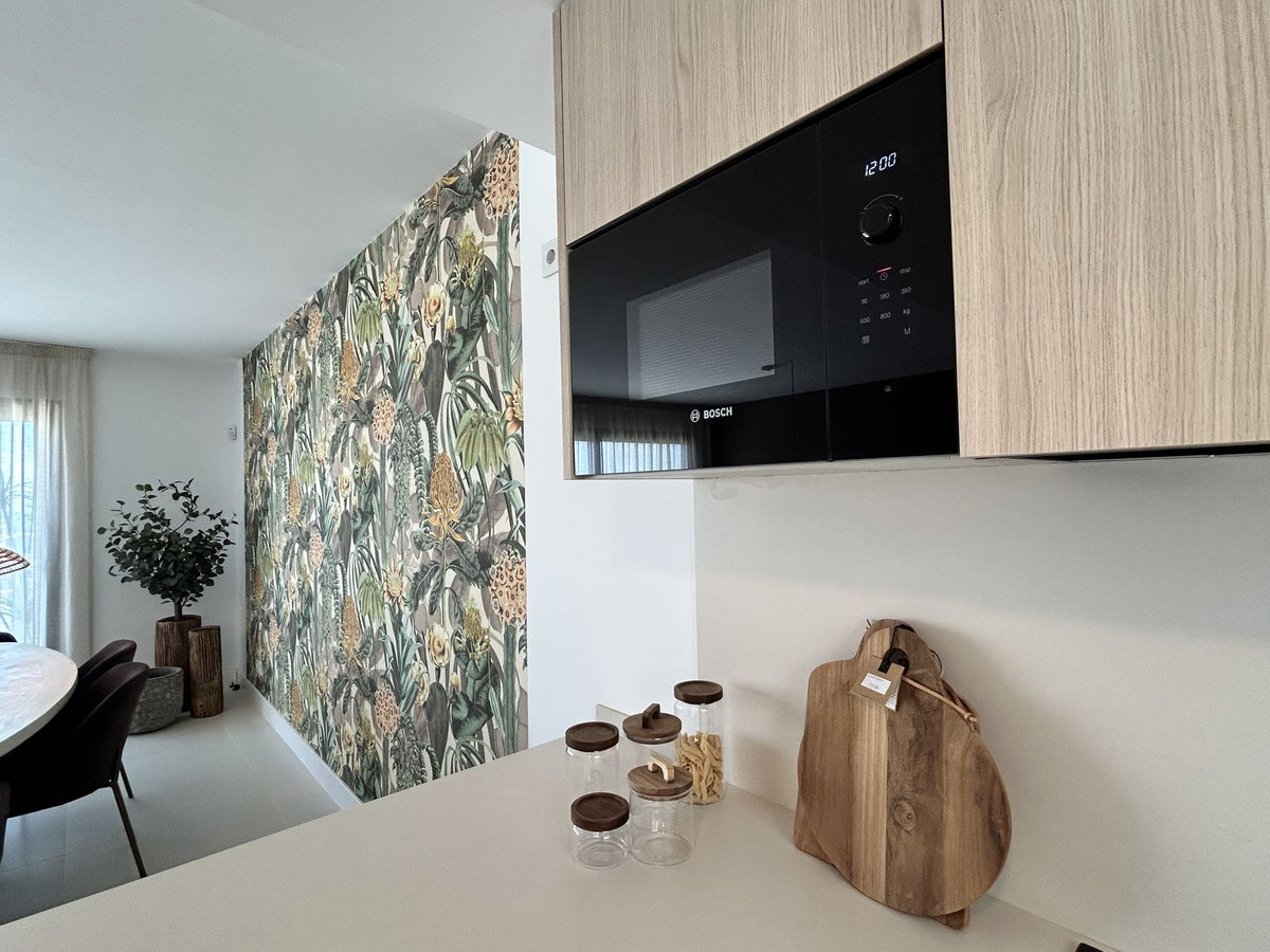 108c2fe68d301135abe24c7423547dde - 9