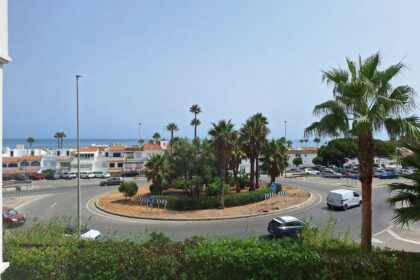 10ef3b67fb76d448923ee856468b138d - 1