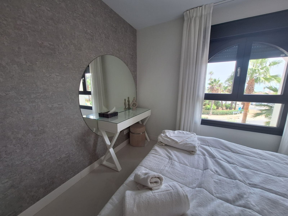 10ef3b67fb76d448923ee856468b138d - 20