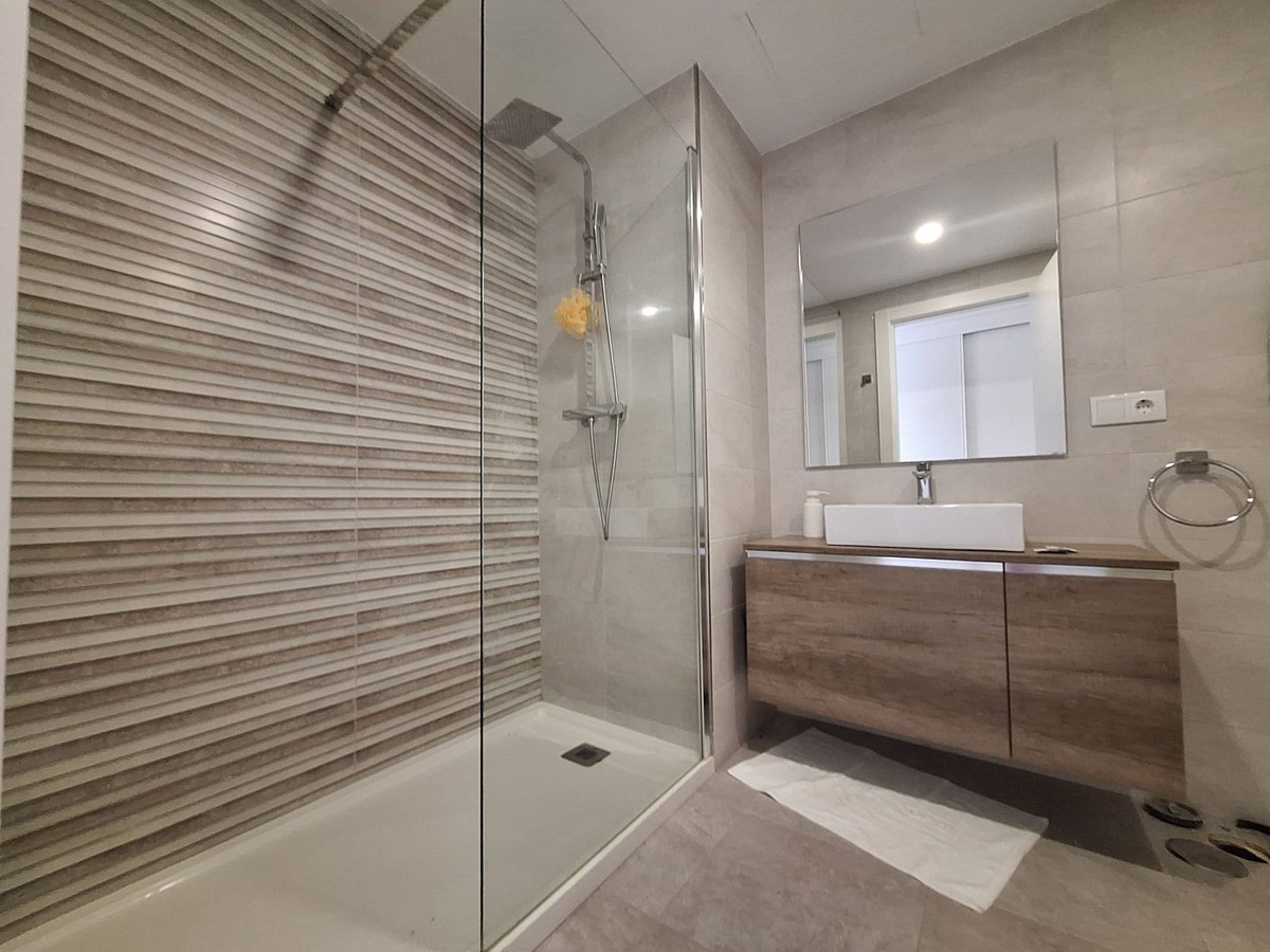 10ef3b67fb76d448923ee856468b138d - 5